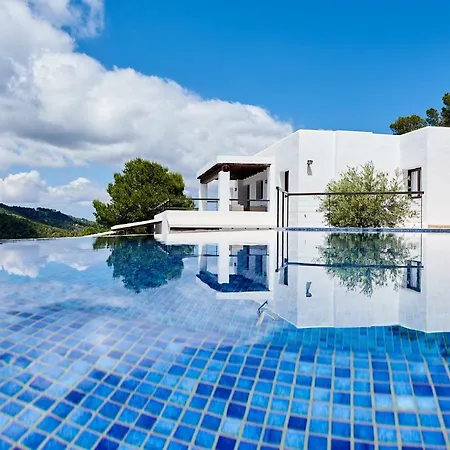 Kiva Villa